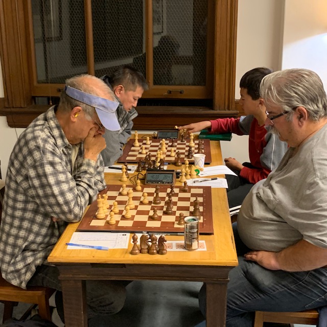 NM VICTOR OLIVEIRA coaches chess students •